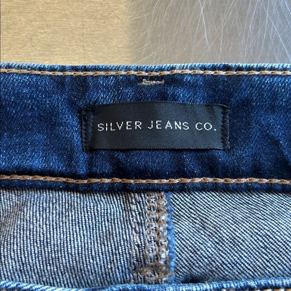 Silver Jeans Indigo Boyfriend jeans.  Sz 20  L 27 (NWT) - Picture 9 of 9